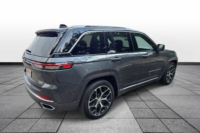 2022 Jeep Grand Cherokee Summit Reserve