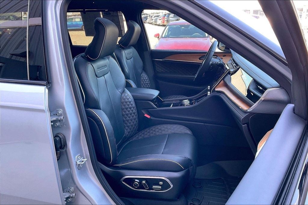 2025 Jeep Grand Cherokee L Summit