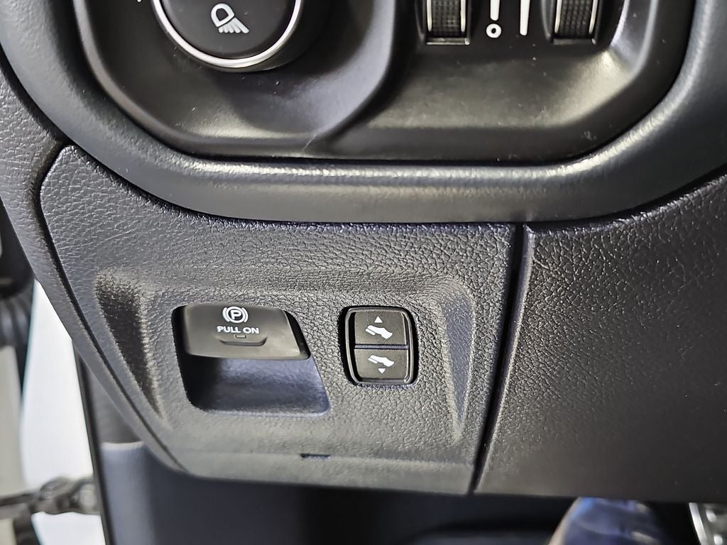 2023 RAM Ram 1500 Pickup Limited - Photo 24