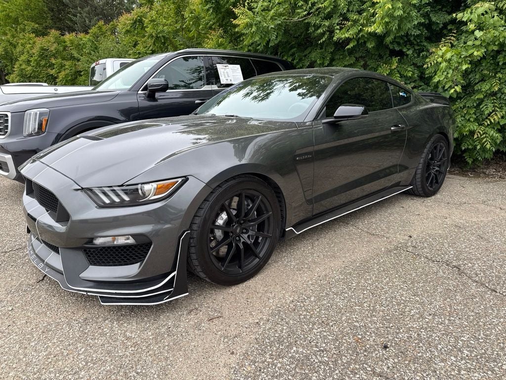 2017 Ford Mustang Shelby GT350's photo