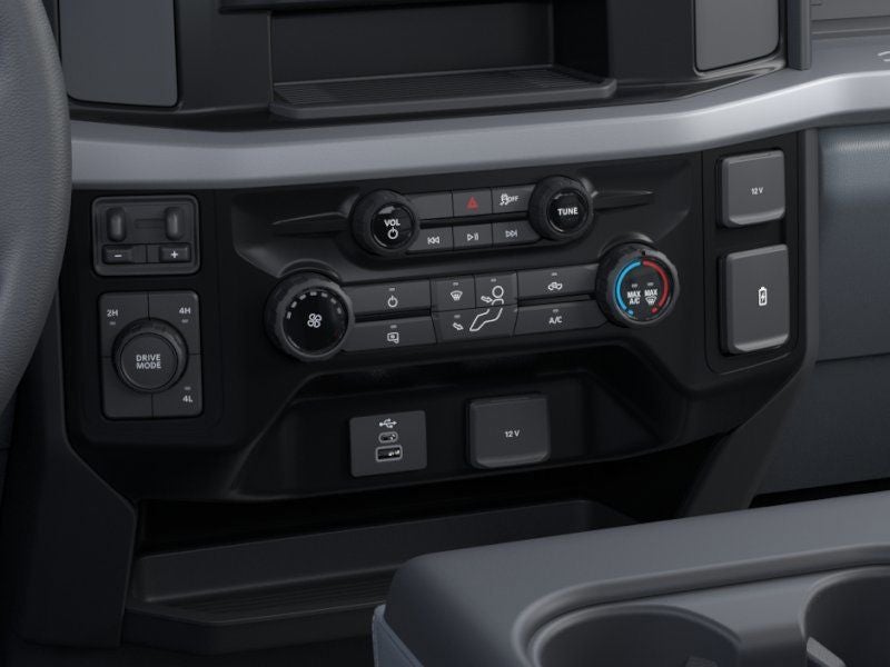 2026 Ford F-600SD Base