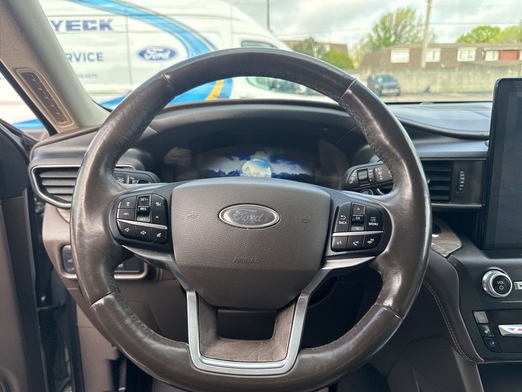 2020 Ford Explorer Platinum