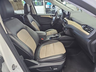 2021 Ford Escape Hybrid Titanium