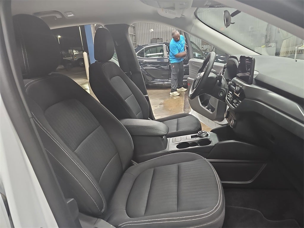 2023 Ford Escape Base