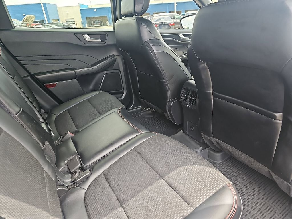 2025 Ford Escape Hybrid ST-Line