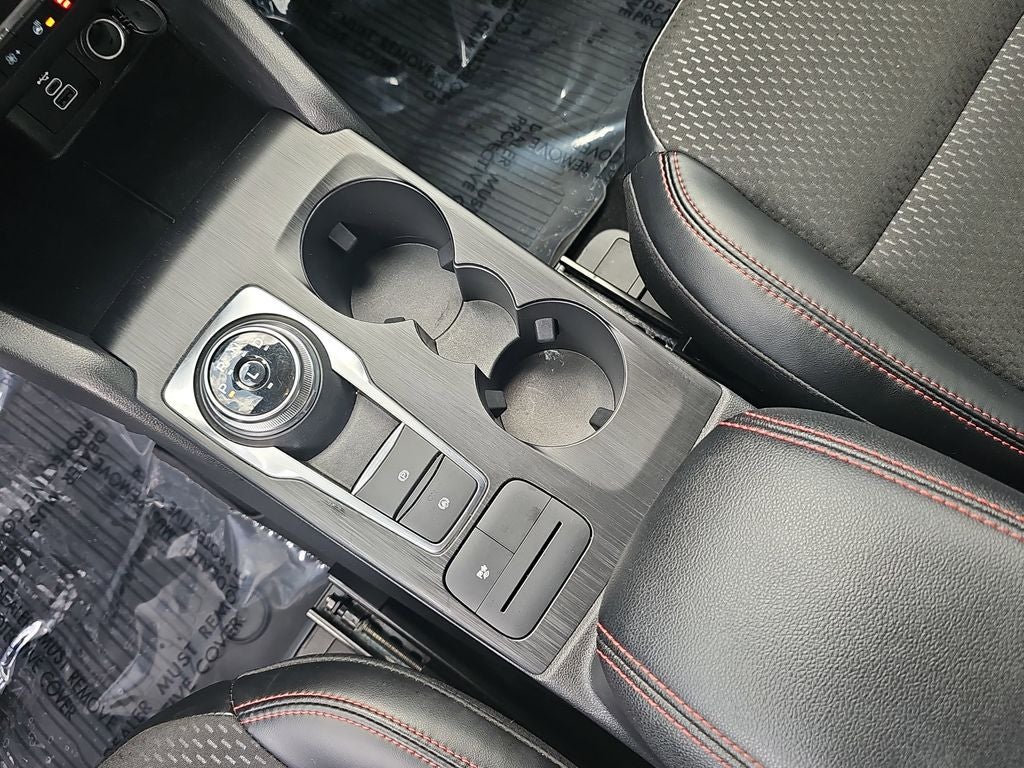 2025 Ford Escape Hybrid ST-Line