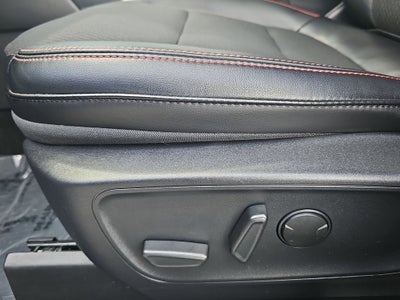 2025 Ford Escape Hybrid ST-Line