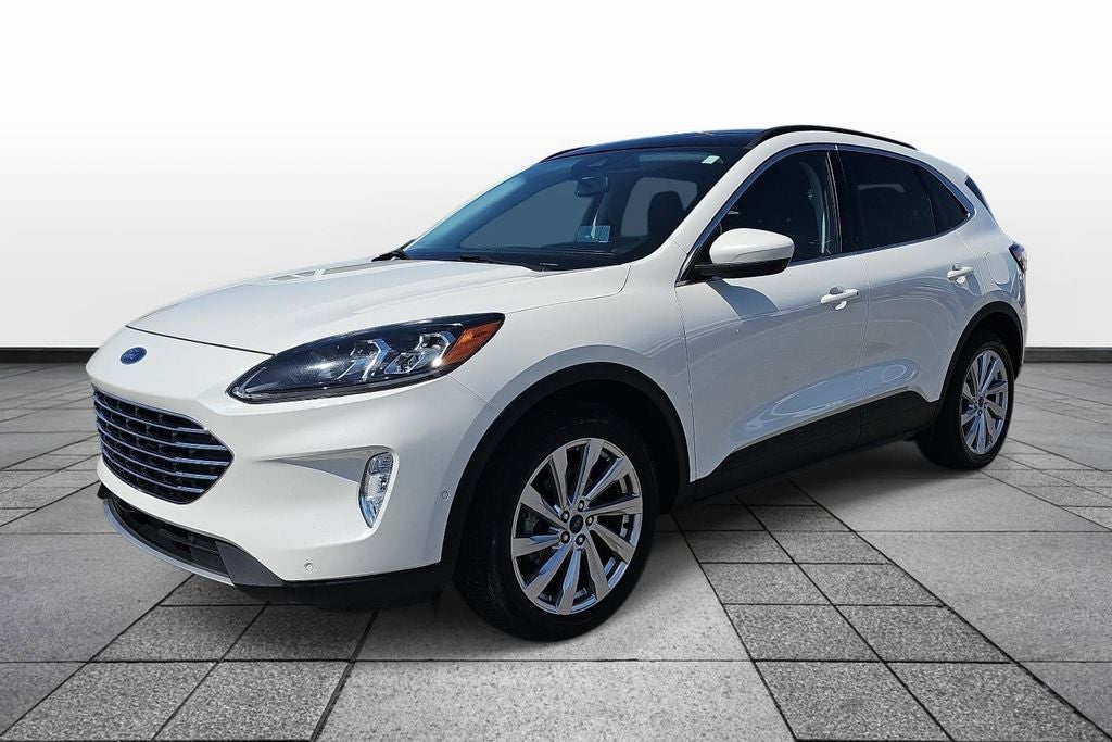 2022 Ford Escape Titanium AWD's photo