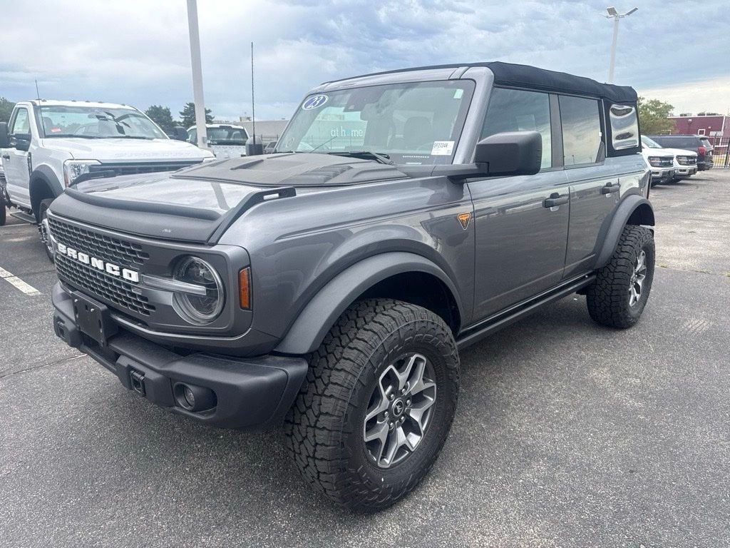 2023 Ford Bronco Badlands