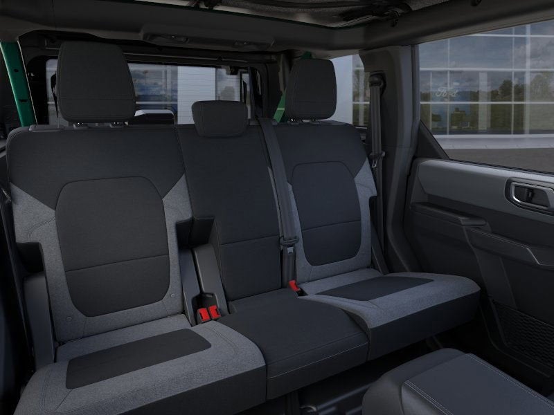 2025 Ford Bronco Base Sasquatch Pkg