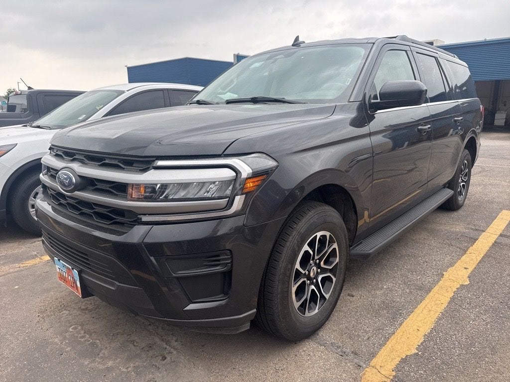 2024 Ford Expedition's photo