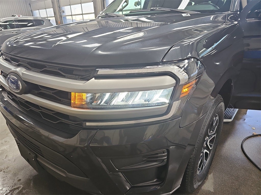2023 Ford Expedition Max XLT
