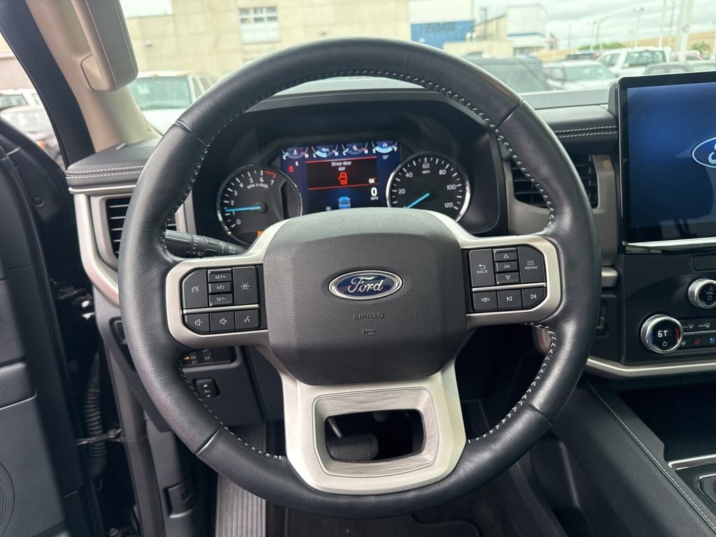 2022 Ford Expedition XLT