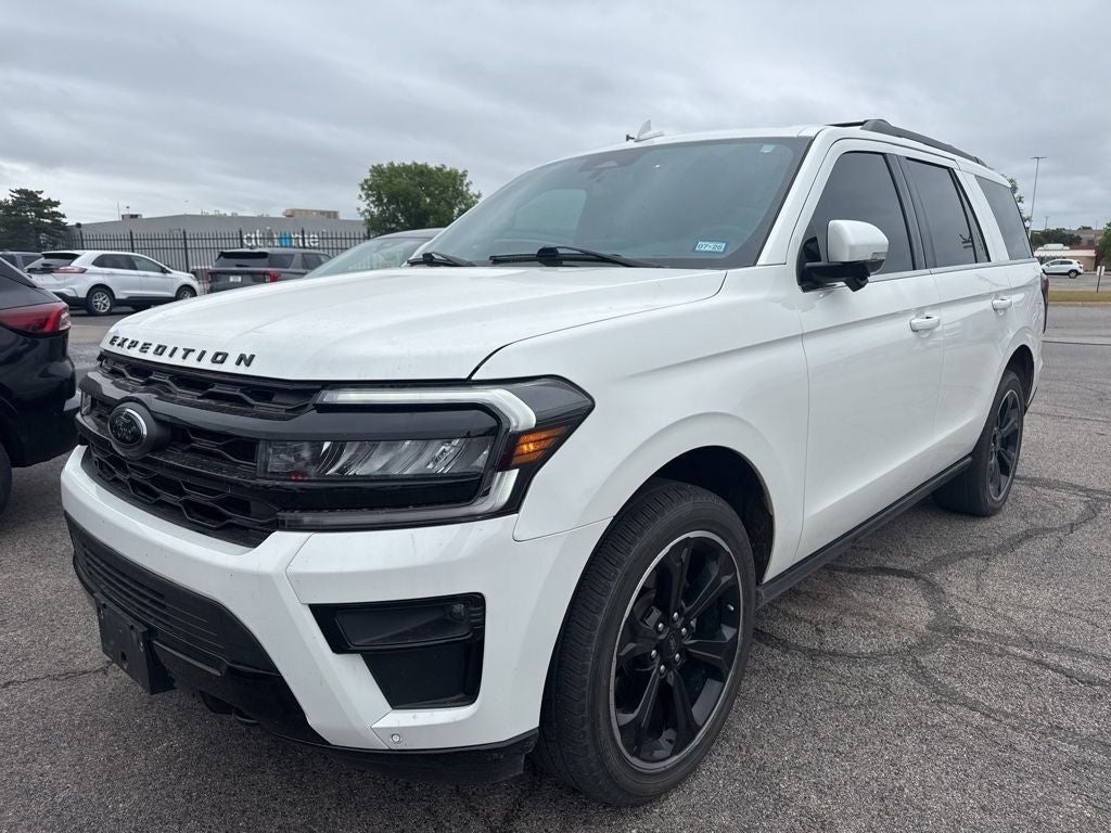 2024 Ford Expedition Limited 4X4's photo