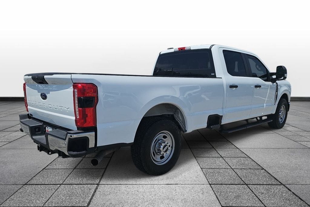 2023 Ford F-350SD XL