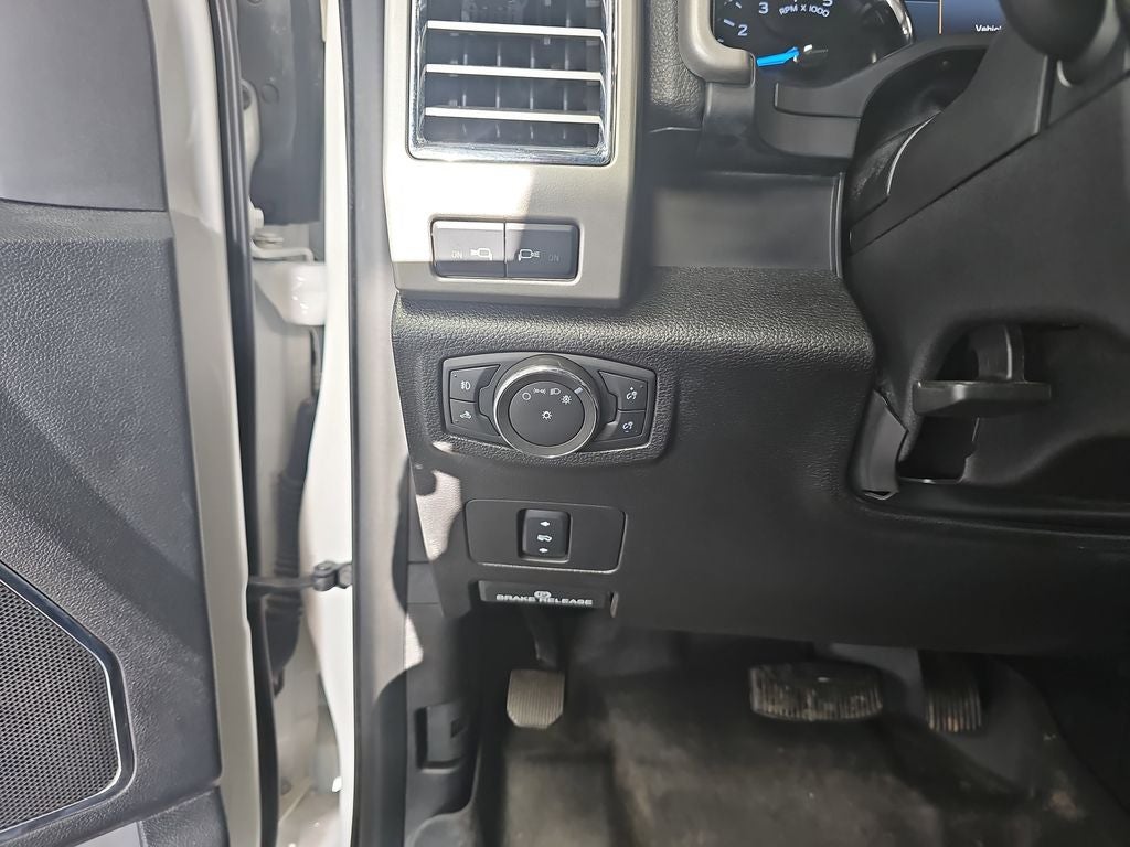 2017 Ford F-350SD Lariat