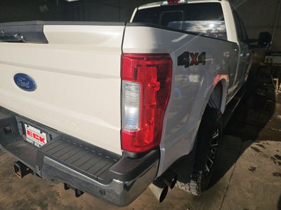 2017 Ford F-350SD Lariat