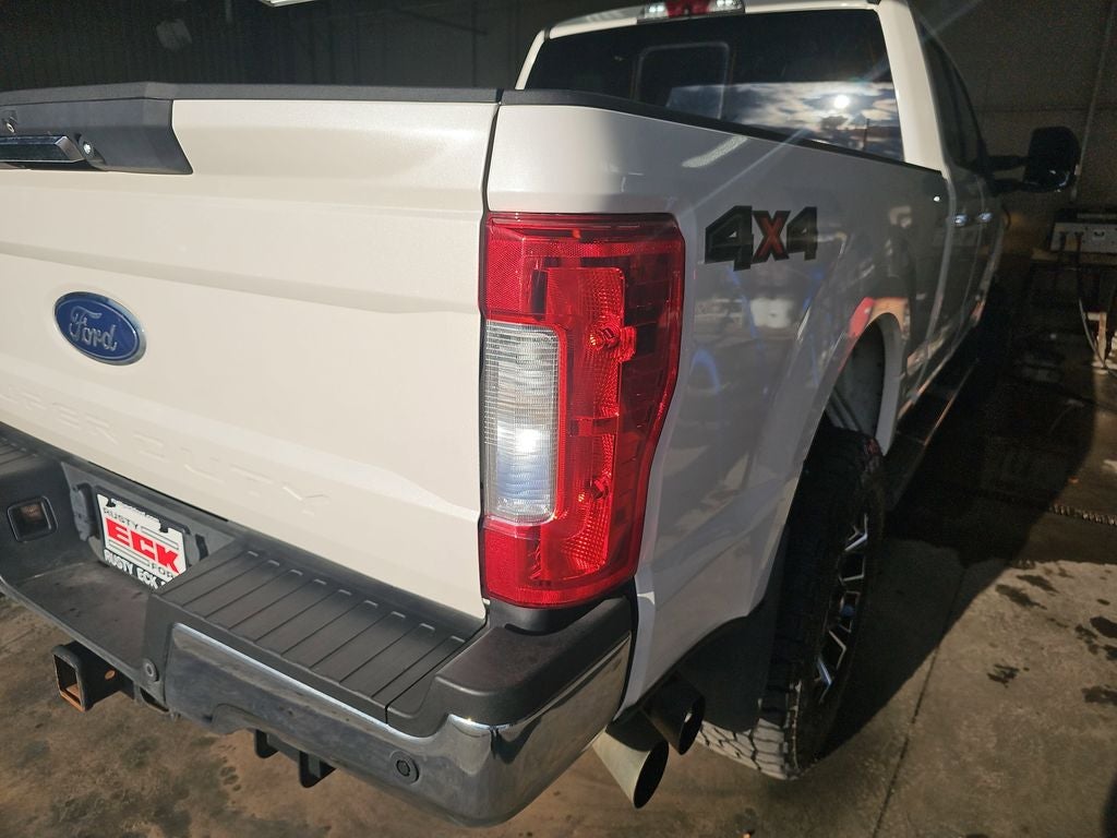 2017 Ford F-350SD Lariat