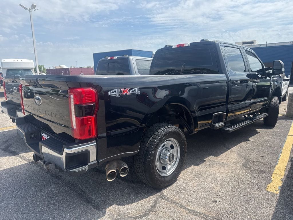 2023 Ford F-350SD XL