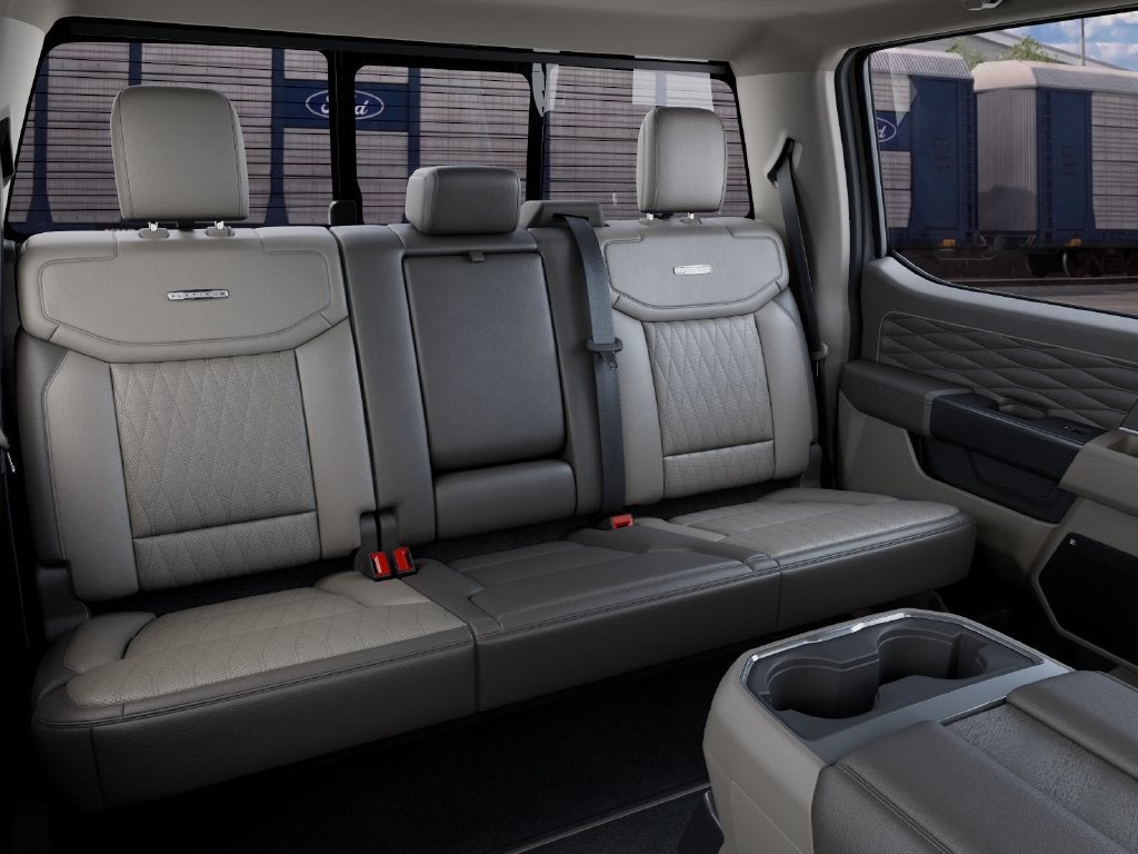 2027 Ford F-450SD F-450® Platinum®