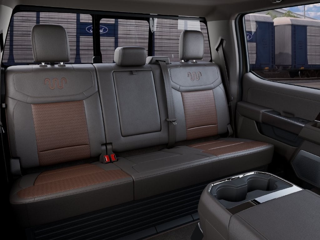 2027 Ford F-450SD F-450® King Ranch®
