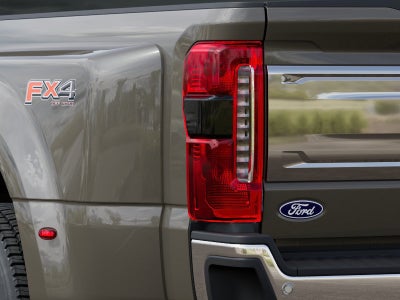 2027 Ford F-450SD F-450® King Ranch®