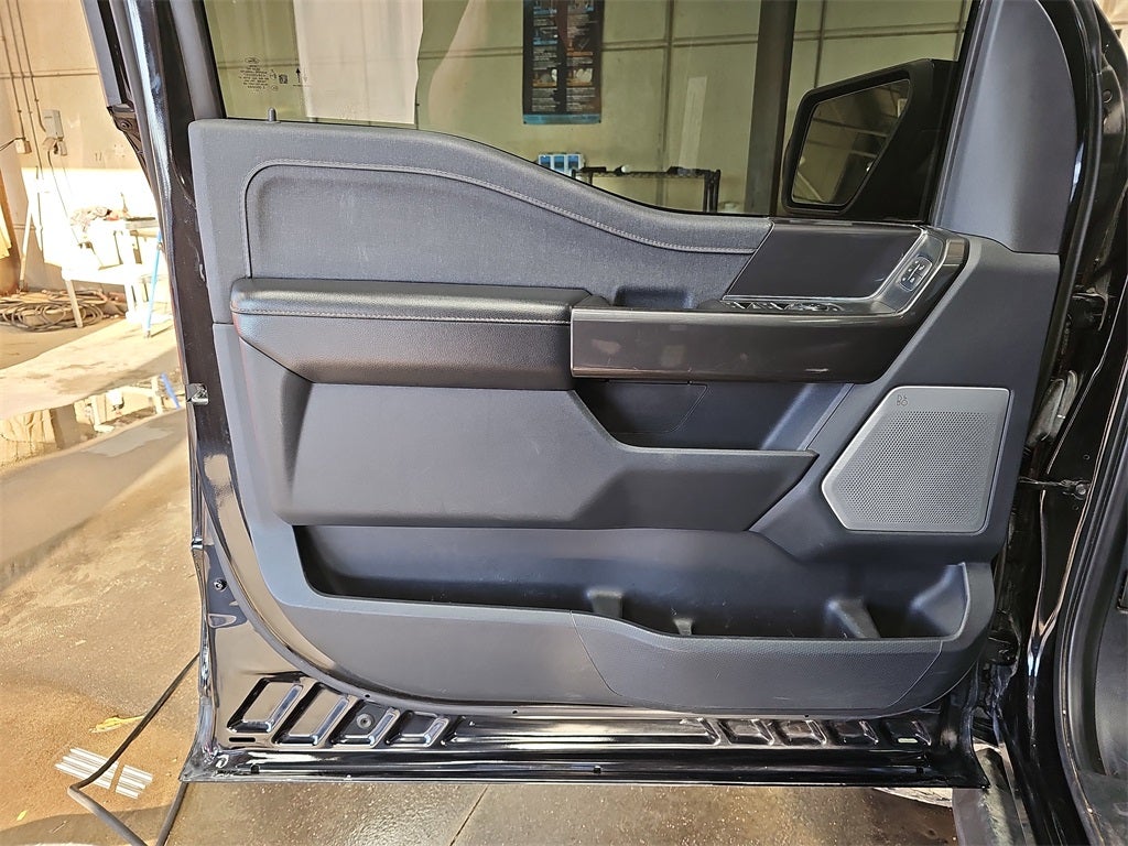 2021 Ford F-150 Lariat Black Ops