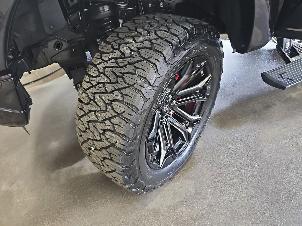 2026 Ford F-150 XLT BLACK WIDOW