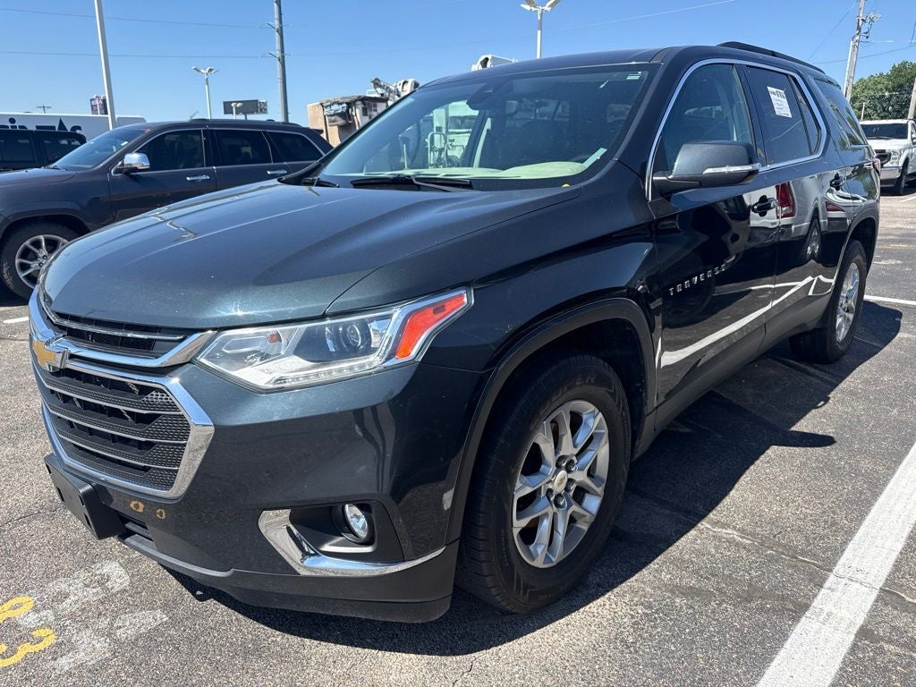 2021 Chevrolet Traverse LT Leather
