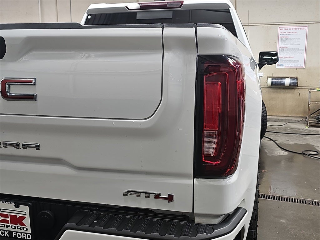 2022 GMC Sierra 1500 Limited AT4