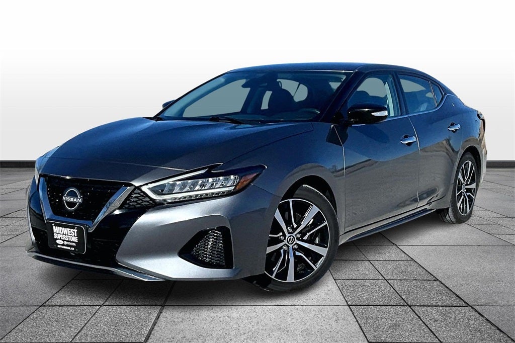 2023 Nissan Maxima SV