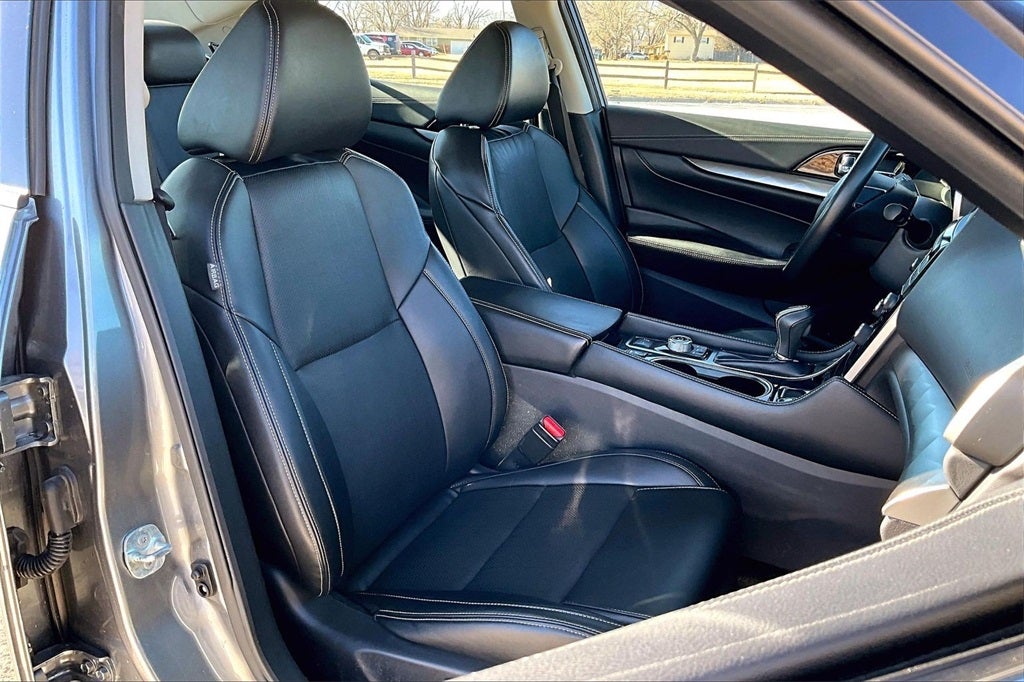 2023 Nissan Maxima SV