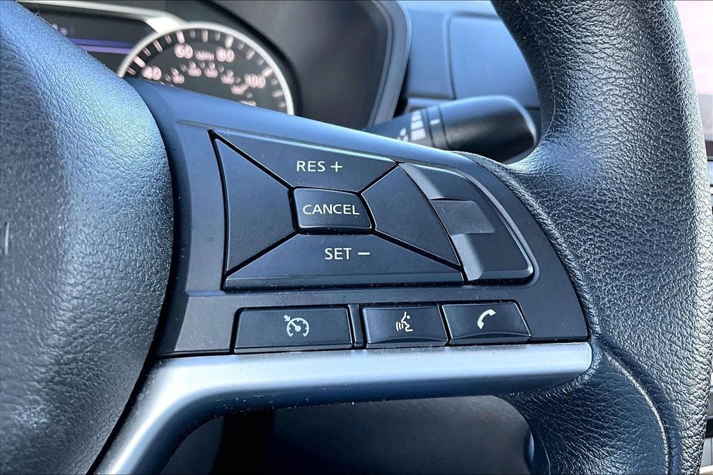 2025 Nissan Altima SV - Photo 16