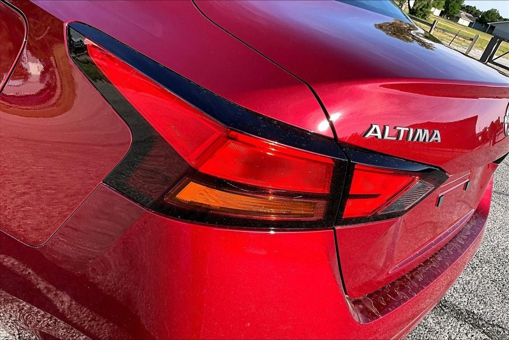 2025 Nissan Altima SV - Photo 26