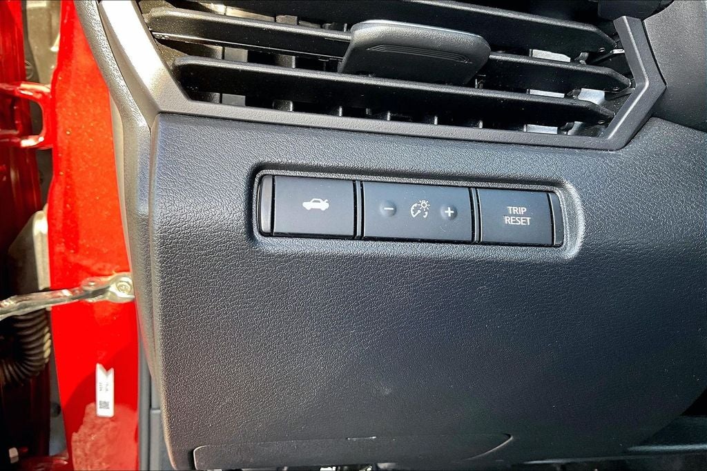 2025 Nissan Altima SV - Photo 30