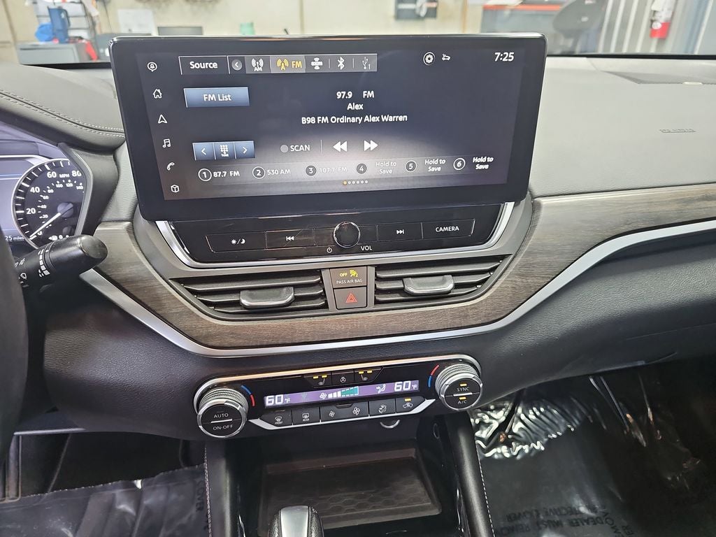 2023 Nissan Altima 2.5 SL