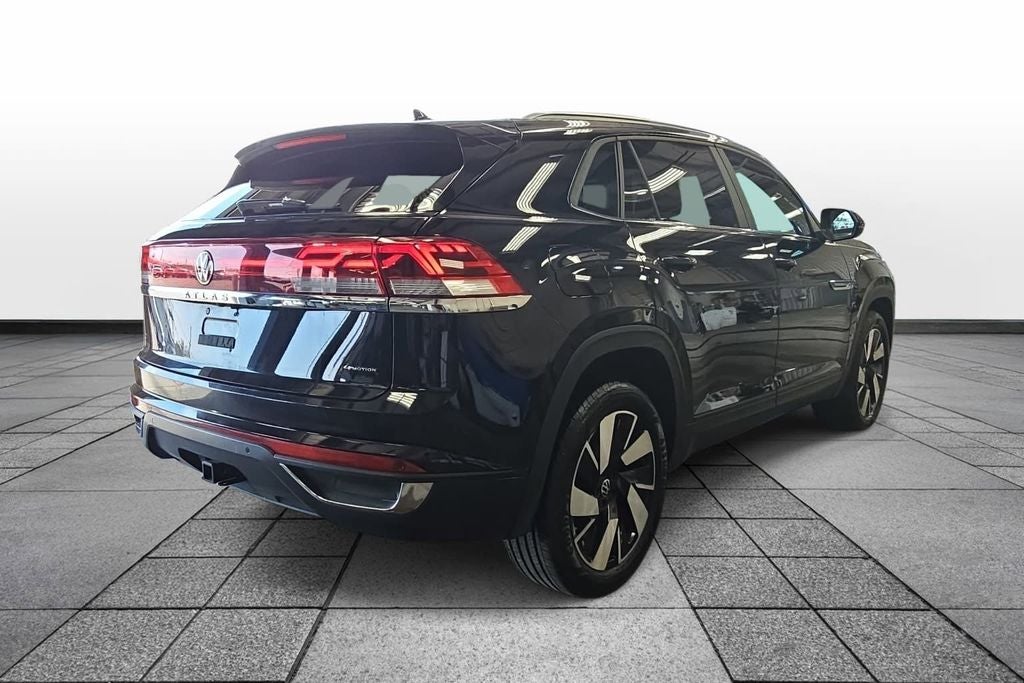 2024 Volkswagen Atlas Cross Sport 2.0T SE w/Technology