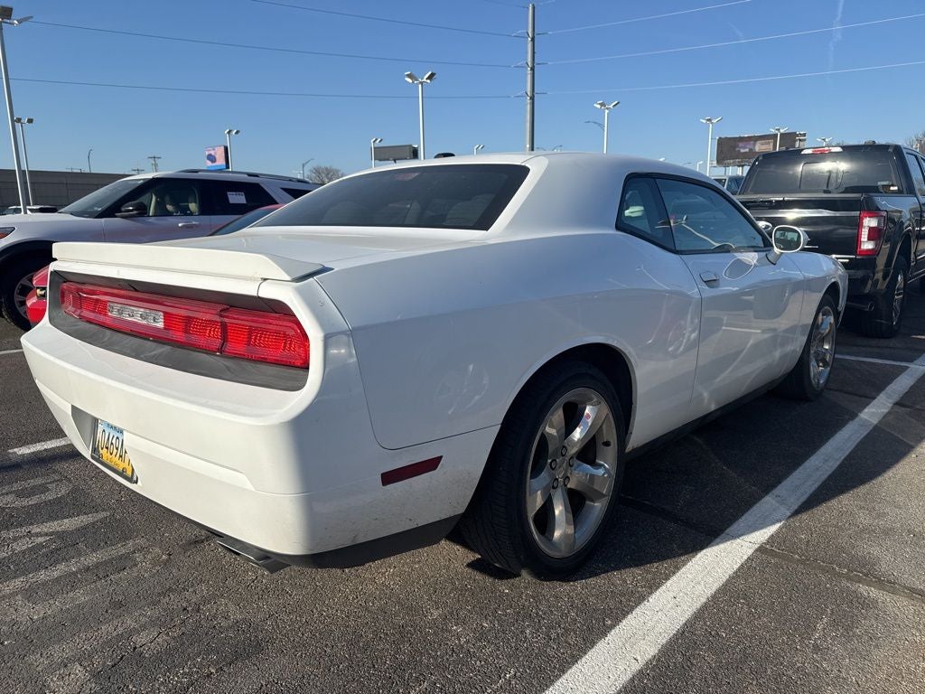 2013 Dodge Challenger SXT