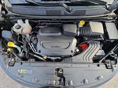 2024 Chrysler Voyager LX