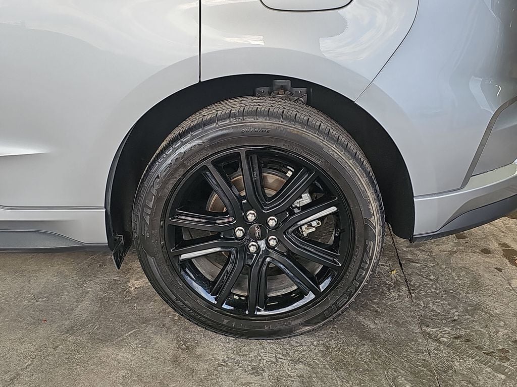 2021 Ford Edge ST Line