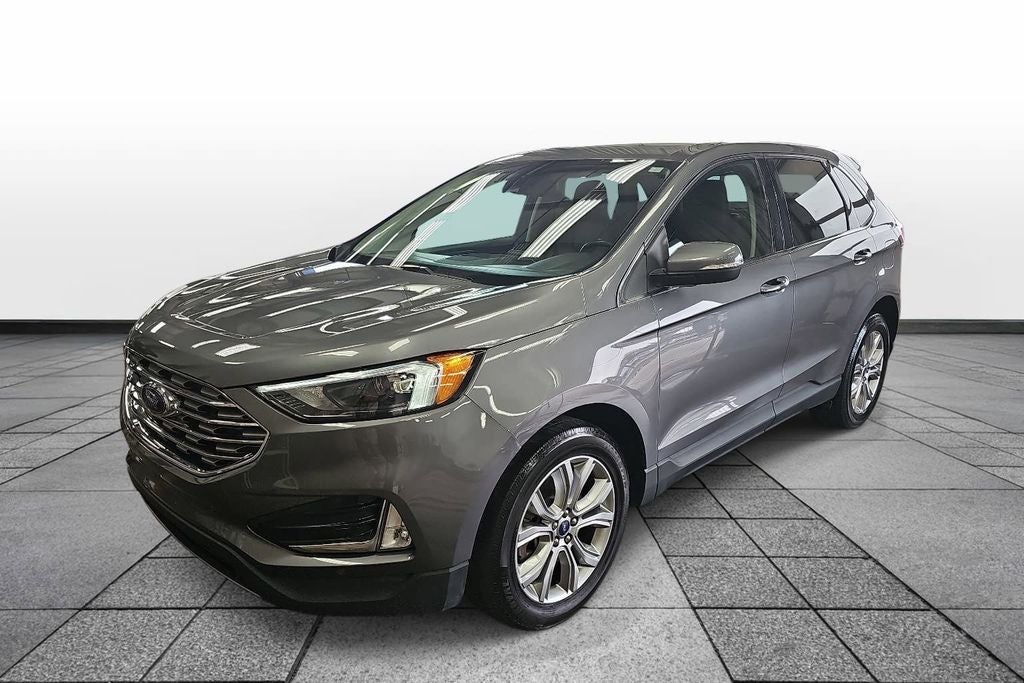 2022 Ford Edge Titanium AWD's photo