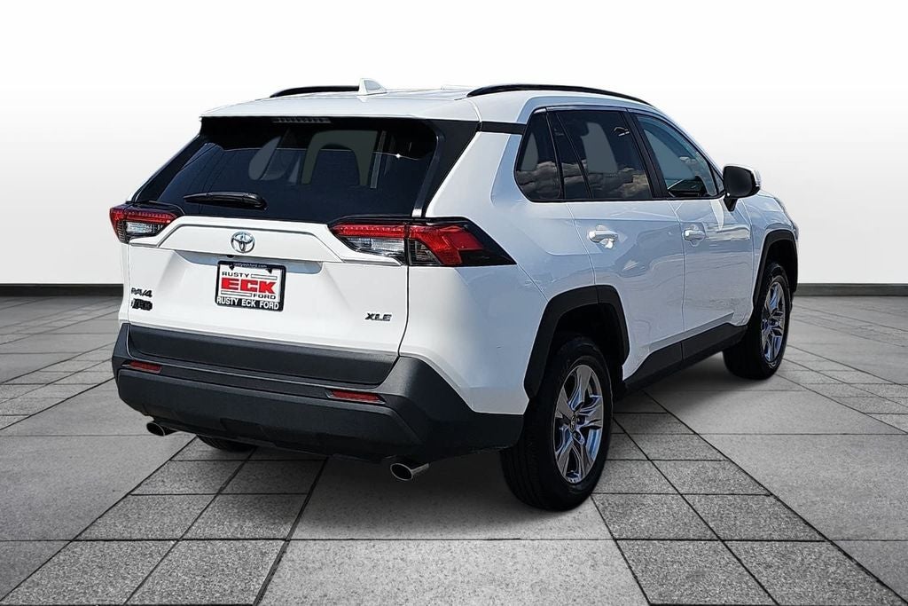 2025 Toyota RAV4 XLE