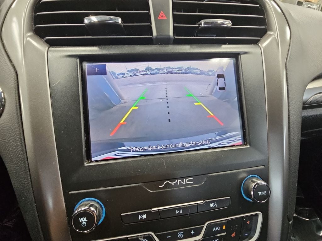 2020 Ford Fusion SE