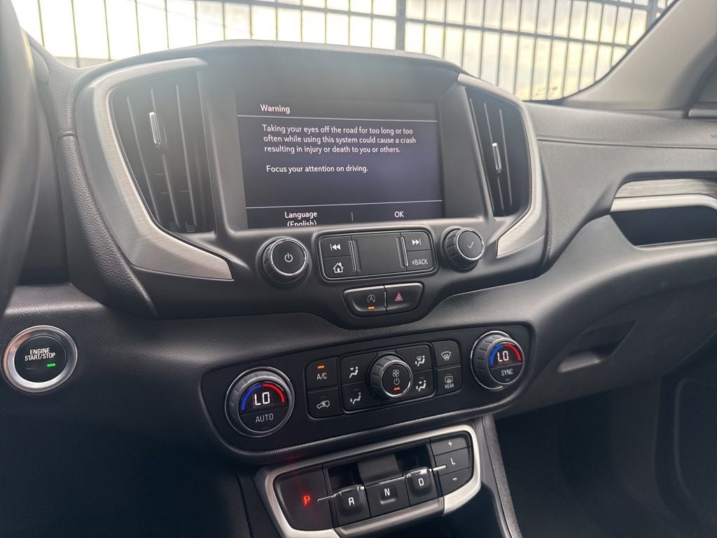 2023 GMC Terrain SLT