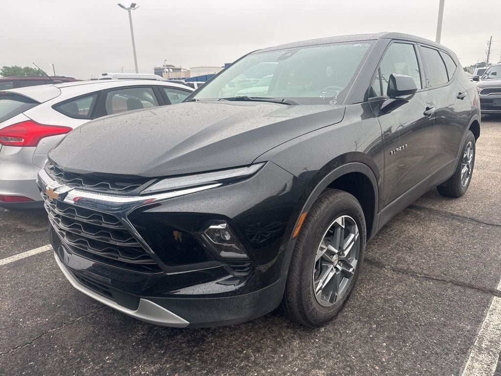2025 Chevrolet Blazer 2.0T 2LT FWD's photo