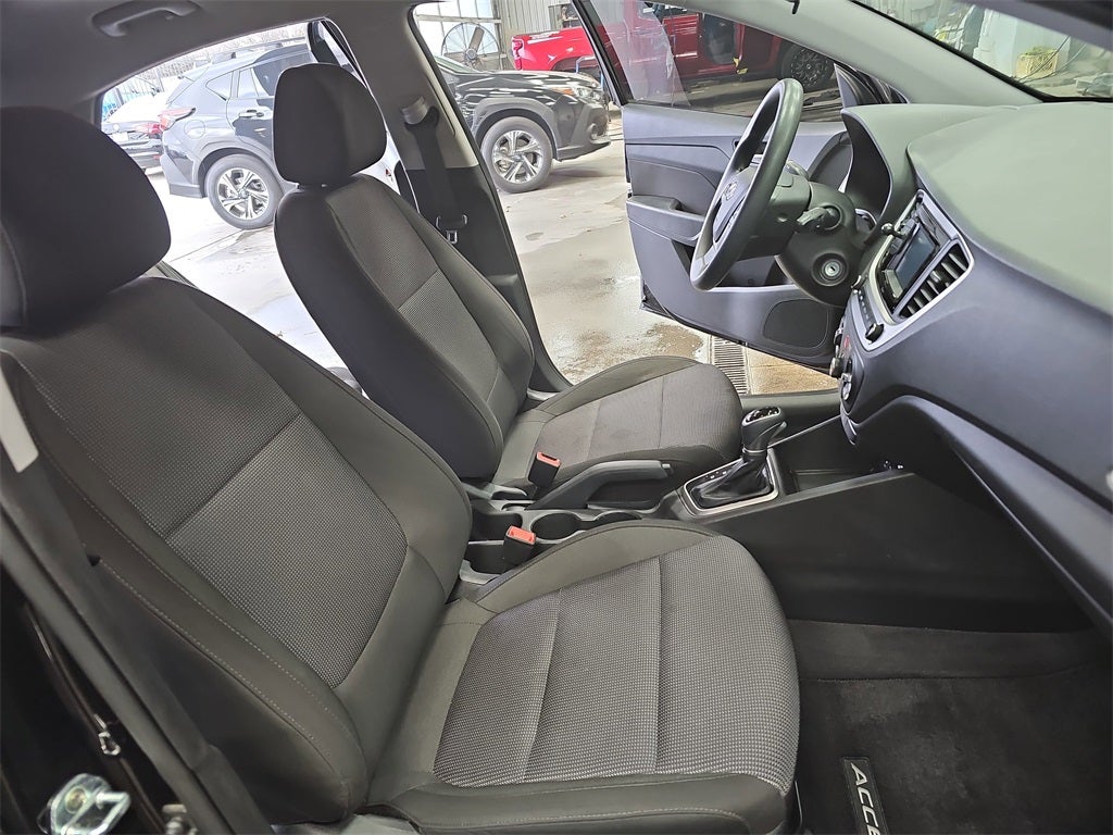 2022 Hyundai Accent SE