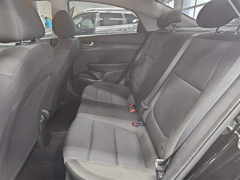 2022 Hyundai Accent SE