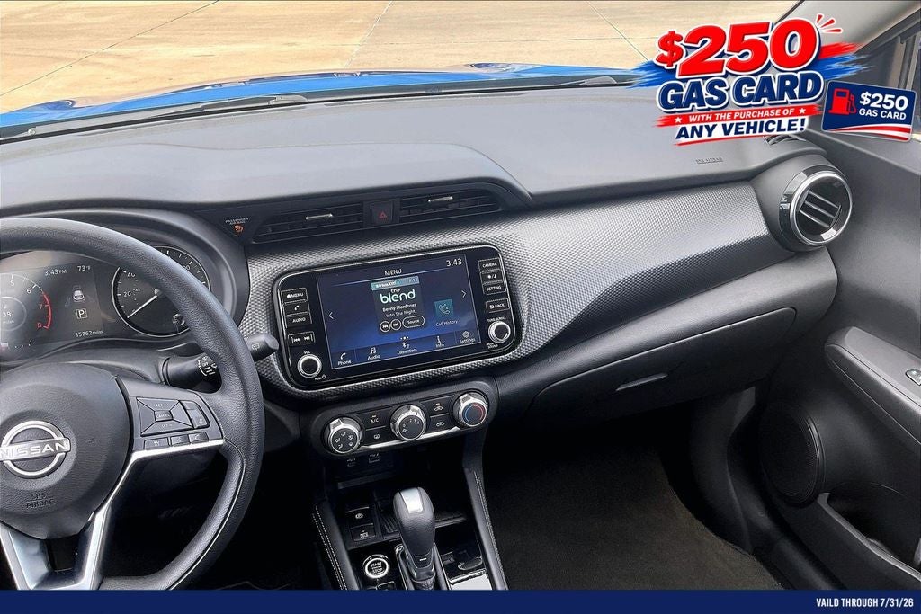 2023 Nissan Kicks SV