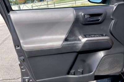 2022 Toyota Tacoma SR5 V6