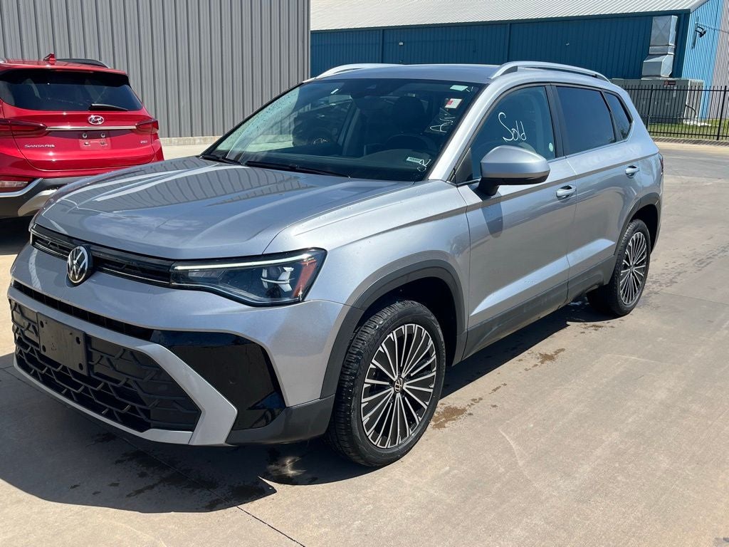 2025 Volkswagen Taos 1.5T SE